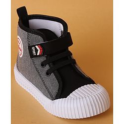 Cute Walk by Babyhug Velcro Closure Casual Shoes - Black