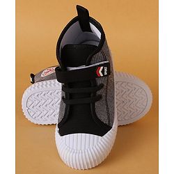 Cute Walk by Babyhug Velcro Closure Casual Shoes - Black