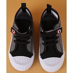 Cute Walk by Babyhug Velcro Closure Casual Shoes - Black