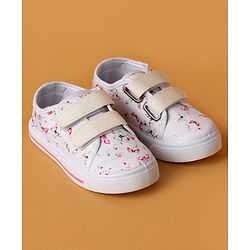 Cute Walk by Babyhug Casual Shoes with Velcro Closure Butterfly Print - White
