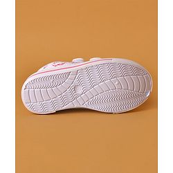 Cute Walk by Babyhug Casual Shoes with Velcro Closure Butterfly Print - White