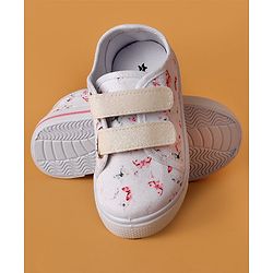 Cute Walk by Babyhug Casual Shoes with Velcro Closure Butterfly Print - White