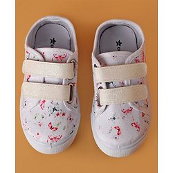 Cute Walk by Babyhug Casual Shoes with Velcro Closure Butterfly Print - White