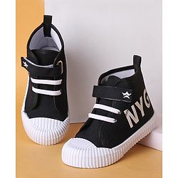 Cute Walk by Babyhug Casual Shoes with Velcro Closure- Black