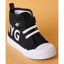 Cute Walk by Babyhug Casual Shoes with Velcro Closure- Black