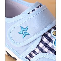 Cute Walk by Babyhug Casual Musical Shoes with Velcro Closure -Blue