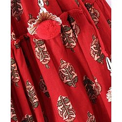 Babyhug 100% Cotton Woven Sleeveless Halter Neck Embroidered Choli Cambric Printed Tiered Lehenga & Dupatta Set - Red