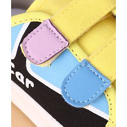 Cute Walk by Babyhug Velcro Closure Casual Shoes Car Design - Yellow