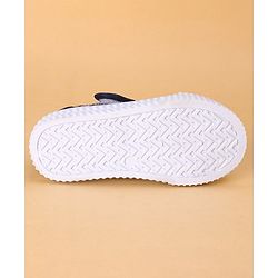 Cute Walk by Babyhug Casual Canvas Shoes with Velcro Closure - Grey