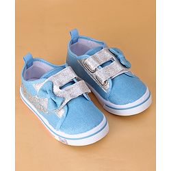 Cute Walk by Babyhug Casual Shoes With Velcro Closure and Bow  Applique - Blue