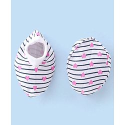 Babyhug 100% Cotton Cap Mittens And Booties Heart Printed - White