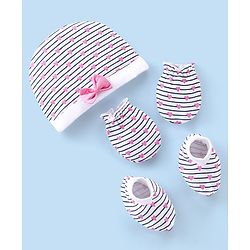 Babyhug 100% Cotton Cap Mittens And Booties Heart Printed - White
