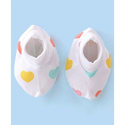 Babyhug 100% Cotton Cap Mittens And Booties Heart Printed - White