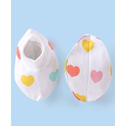 Babyhug 100% Cotton Cap Mittens And Booties Heart Printed - White