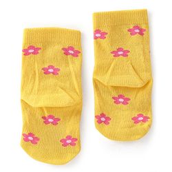Cute Walk By Babyhug Anti-Bacterial Ankle Length Socks Striped Floral & Heart Design Pack Of 3- White Yellow & Pink