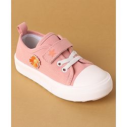 Cute Walk by Babyhug Casual Shoes with Velcro Closure Flower Applique - Pink