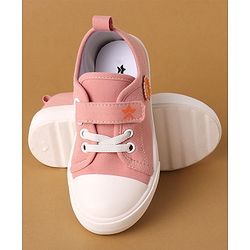 Cute Walk by Babyhug Casual Shoes with Velcro Closure Flower Applique - Pink