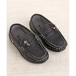 Cute Walk by Babyhug Slip on Loafer with Applique - Black