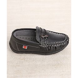 Cute Walk by Babyhug Slip on Loafer with Applique - Black