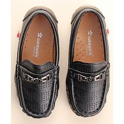 Cute Walk by Babyhug Slip On Loafers with Applique - Black