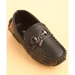 Cute Walk by Babyhug Slip On Solid Formal & Partywear Shoes with Chain Applique - Black