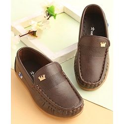 Cute Walk by Babyhug Slip On Solid Formal & Partywear Shoes with Crown Applique -Coffee Brown