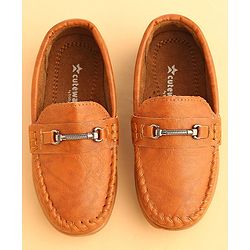 Cute Walk by Babyhug Slip On Solid Formal & Party wear Shoes with Applique - Brown