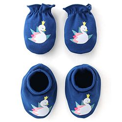 Babyhug 100% Cotton Mittens & Booties With Swan Print - Blue