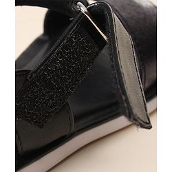 Cute Walk by Babyhug Velcro Closure Sandal With Double Foil Texture Effect - Black