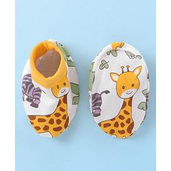 Babyhug 100% Cotton Cap Mittens & Booties Animal Print - Multicolour