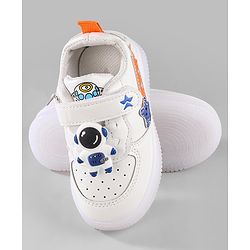 Cute Walk by Babyhug Velcro Closure Sneakers with Astronaut Applique - White & Royal Blue