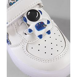 Cute Walk by Babyhug Velcro Closure Sneakers with Astronaut Applique - White & Royal Blue