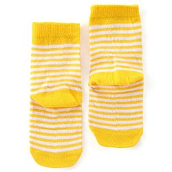 Cute Walk by Babyhug Anti Bacterial Ankle Length Socks Floral Design Pack Of 3 - Multicolour