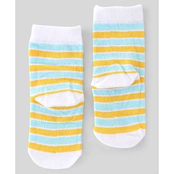 Cute Walk by Babyhug Anti Bacterial Ankle Length Socks with Striped & Teddy Bear Design - Blue Yellow & White