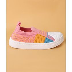 Cute Walk by Babyhug Slip On Casual Shoes - Pink
