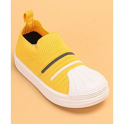 Cute Walk by Babyhug Slip On Casual Shoes - Yellow
