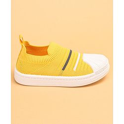 Cute Walk by Babyhug Slip On Casual Shoes - Yellow