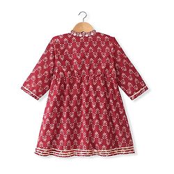 Babyhug 100% Cotton Woven Three Fourth Sleeves Kurti Palazzo & Dupatta Floral Print - Maroon