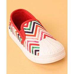 Cute Walk by Babyhug Slip On Zig Zag Pattern Casual Shoes - Red