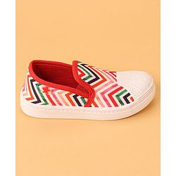 Cute Walk by Babyhug Slip On Zig Zag Pattern Casual Shoes - Red