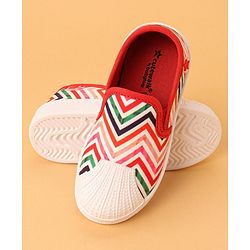 Cute Walk by Babyhug Slip On Zig Zag Pattern Casual Shoes - Red