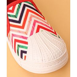 Cute Walk by Babyhug Slip On Zig Zag Pattern Casual Shoes - Red