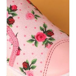 Cute Walk by Babyhug Casual Shoes With Velcro Closure Floral Design -  Pink