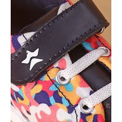 Cute Walk by Babyhug Slip On Velcro Closure Casual Shoes - Navy Blue