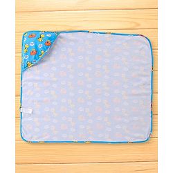 Babyhug Interlock Hooded Wrappers With Dino Print L 76.2 x B 76.2 cm - Blue