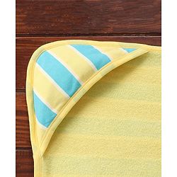 Babyhug Terry Woven Hooded Bath Towel with Floral Print L 76 X B 76 cm - Yellow