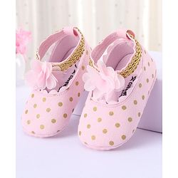 Cute Walk by Babyhug Velcro Closure Booties with Flower Applique - Pink