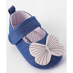 Cute Walk by Babyhug Velcro Closure Booties Butterfly Applique - Blue