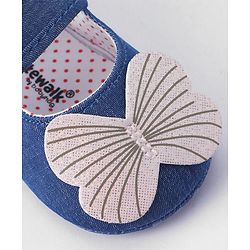 Cute Walk by Babyhug Velcro Closure Booties Butterfly Applique - Blue