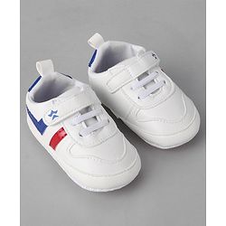 Cute Walk by Babyhug Velcro Closure Booties - White